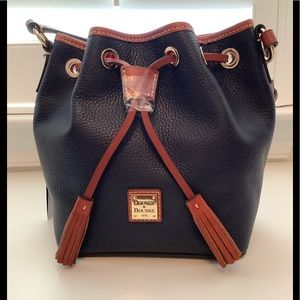 NWT Dooney & Bourke Kendall Crossbody